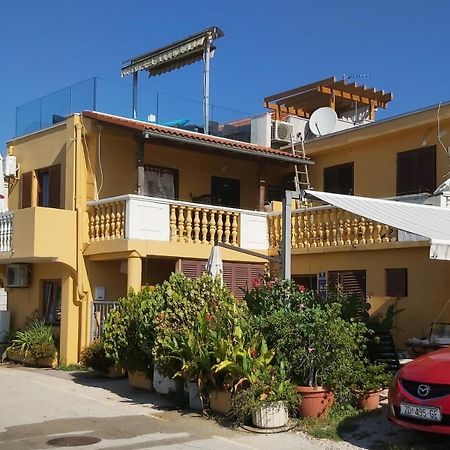 Luxury Apartment By The Sea With Private Whirlpool And Terrace 50M2 Posedarje Exterior foto
