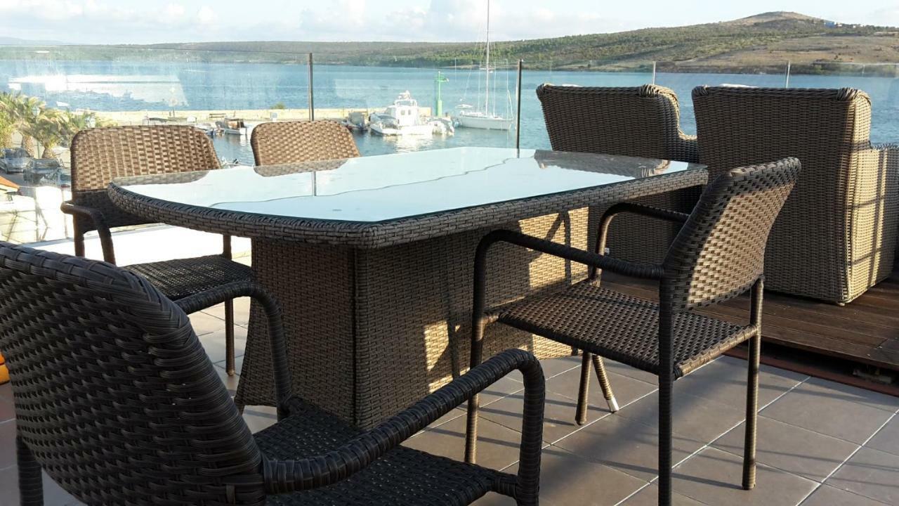 Luxury Apartment By The Sea With Private Whirlpool And Terrace 50M2 Posedarje Exterior foto